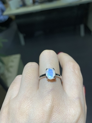 овал белого золота 14K отрезал кольцо годовщины женщин захвата Moonstone с кольцами CZ