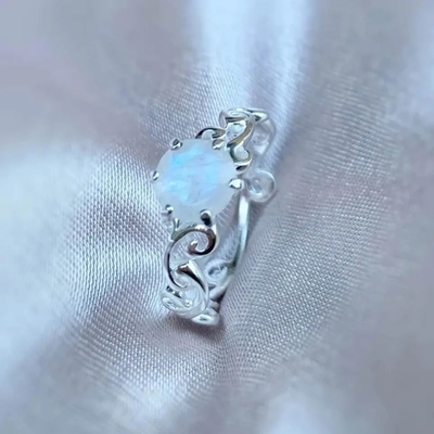 925 стерлинговых колец ювелирных изделий женщин обручального кольца Moonstone радуги отрезка круга изготовителя серебряной лозы оптовых