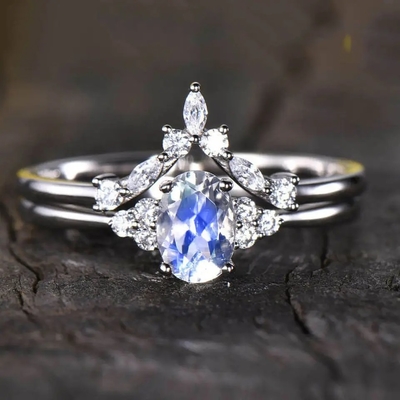 Кольцо Moonstone 925 стерлинговое серебряное колец лакомства ювелирных изделий CZ естественное граненное голубое