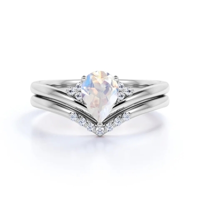 Груша золота S925 естественная формирует набор свадьбы Boho кольца Moonstone радуги Cz