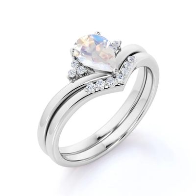 Груша золота S925 естественная формирует набор свадьбы Boho кольца Moonstone радуги Cz