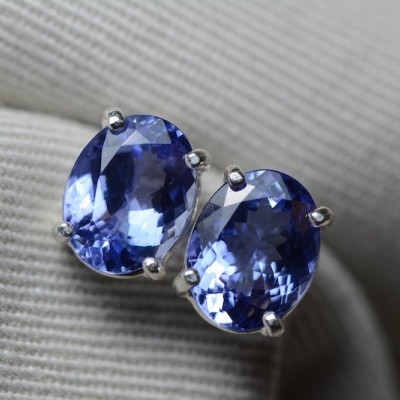 серьги Tanzanite овала белого золота 14k неподдельные естественные с CZ