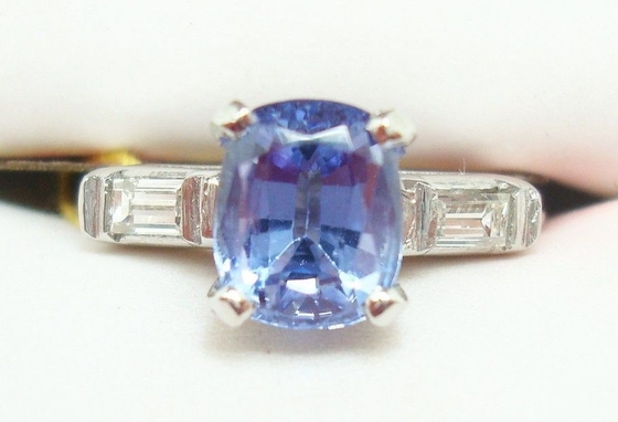 кольцо Tanzanite овала белого золота 14k неподдельное естественное с CZ