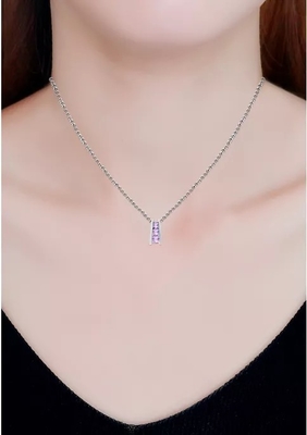 3/8 ct. t.w. Ожерелье лестницы аметиста 3-Stone привесное в стерлинговом серебре