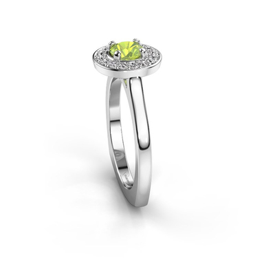 Кольцо венчика платины венчика с большим Peridot обнятое более небольшими с определенными размерами драгоценными камнями