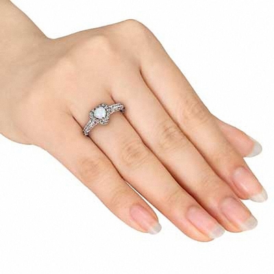 опал 5.0mm в форме Сердц и 1/8 CT. Кольцо рамки T.W. CZ в стерлинговом серебре