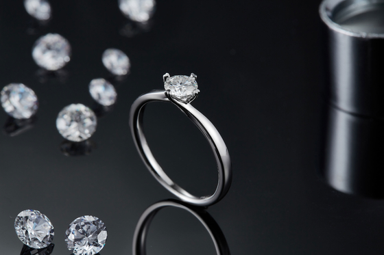 кольцо Moissanite 925 дизайнов ювелирных изделий золота 9K минималистские серебряное