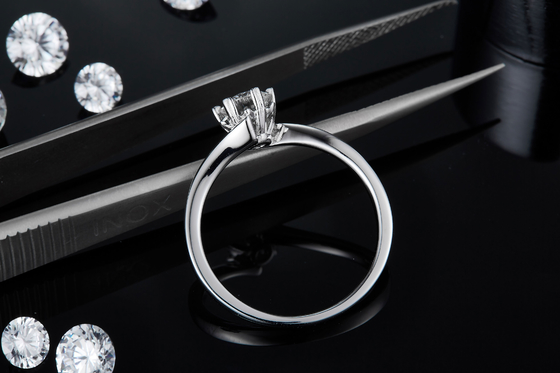 Дама 9k вокруг ювелирных изделий великолепия моды кольца серебра 7.5mm Moissanite открытых