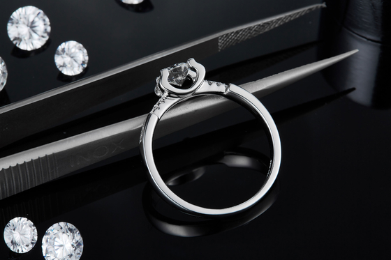 Белое обручальное кольцо Moissanite минималистское изготовленное на заказ Sytle Cz для женщин