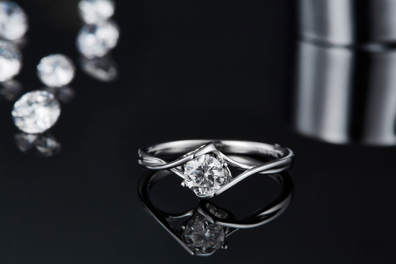Захват обещания свадьбы драгоценной камня кольца Moissanite карата женщин 3 естественный