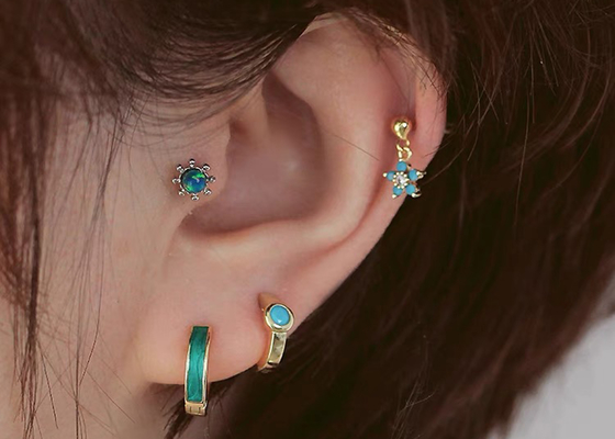 серьги хрящевины диаманта золота 0.126ct 14k, OEM серег винтовой линии прошивкой 14pcs