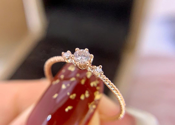 Коготь устанавливая кольцо с бриллиантом золота 14k, 0,1 кольца с бриллиантом Ct для подарка