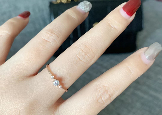 Коготь устанавливая кольцо с бриллиантом золота 14k, 0,1 кольца с бриллиантом Ct для подарка