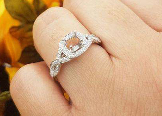 кольца держателя белого золота 14k 0.38ct 1.3mm Semi снабжают отрезок подкладкой для дня рождения