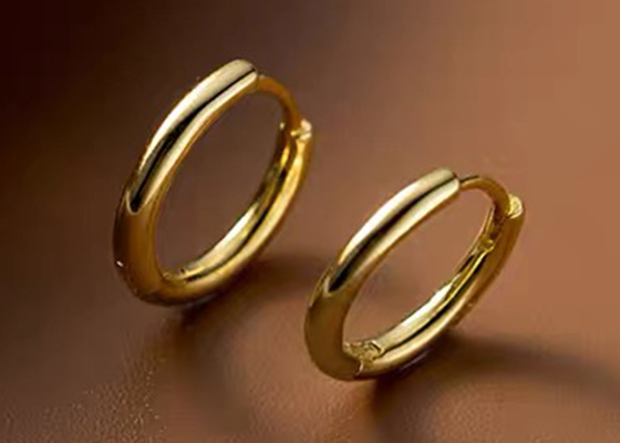 Сексуальный ODM серег обруча золота винтовой линии 14k для размера женщин 1.2mm×10mm