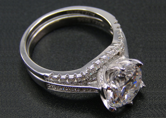 Кольцо с бриллиантом 1.25CT круга 1PCS гениальное отрезанное, кольцо белого золота 18k установило для женщин