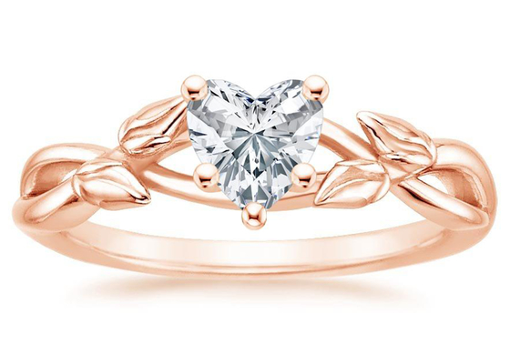 Сердце OEM формирует кольцо Moissanite, 5.5mm 9k подняло карат кольца золота 0,6