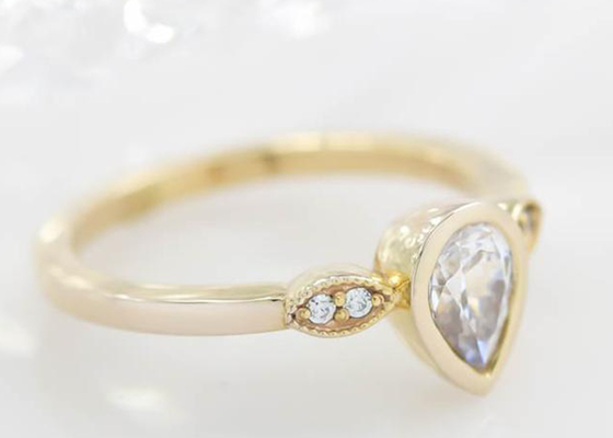 кольцо Moissanite золота 0.77carat 10k, размер обручального кольца 5×7mm пасьянса золота