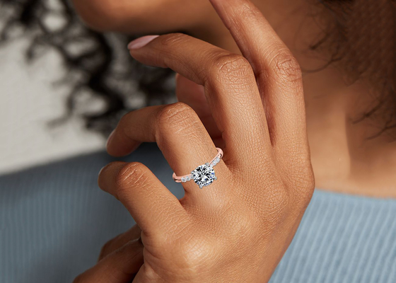 Кольцо установки 9K когтя серебряное с 3.6ct вокруг отрезанного диаманта лаборатории