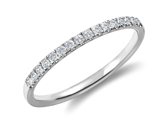 Материал серебра кольца 9k серебряный 925 лакомства 1.3mm с 0.16Carat Moissanite