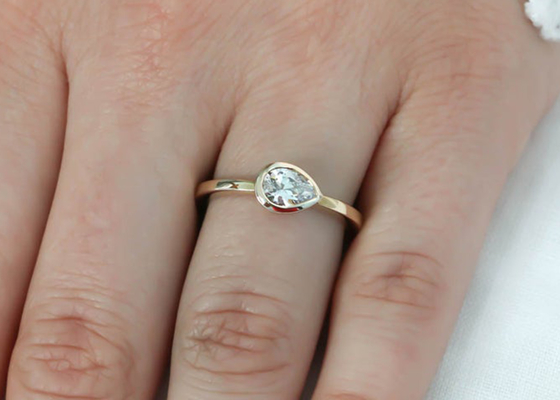 обручальное кольцо желтого золота 0.77ct, обручальное кольцо шатона ODM установленное для дамы